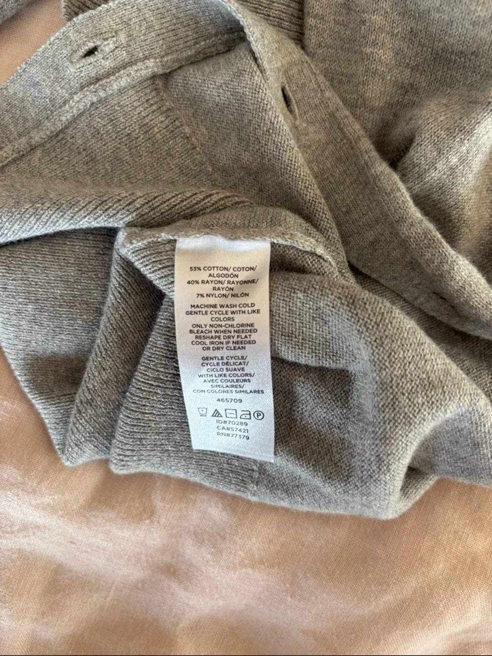 Ann Taylor Heather Light Gray Crewneck Button Cardigan Sweater Long Sleeve - Picture 4 of 8